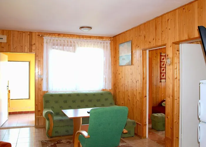 Fala W Kopalinie شقة